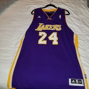 Adidas kobe Bryant Lakers Jersey!